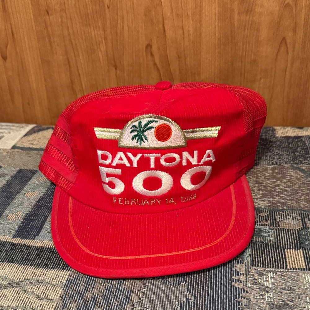 VINTAGE Red Daytona 500 Trucker Hat